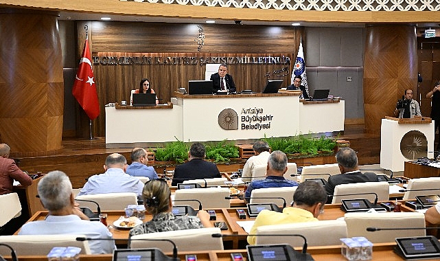 Antalya Büyükşehir Meclisi'nden Cumhuriyetin 100. Yılına yakışır karar