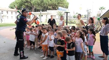 Aydın Büyükşehir Belediyesi İtfaiyecilik Haftası'nda Miniklere Eğitim Verdi