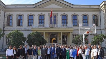 Başkan Dündar: “Manevi Şehir Bursa'da Yaşamak Büyük Nimet"