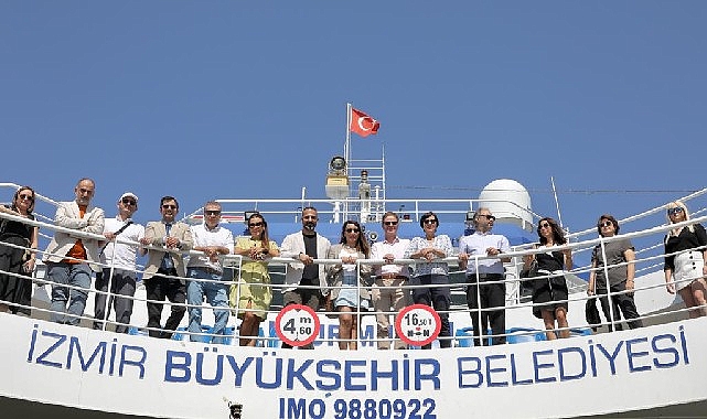 Büyükelçi'den Başkan Soyer'in elektrikli yolcu gemisi projesine destek