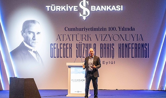 İş Bankası'nın Uluslararası Atatürk Konferansı Devam Ediyor