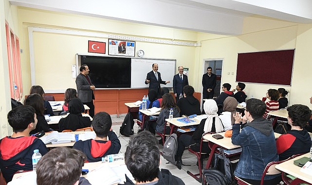 Konya Büyükşehir'in Öğrencilere Eğitim Desteği Başvuruları Başladı