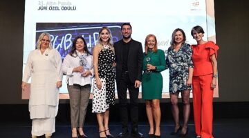 Anadolu Efes'in sosyal fayda projelerine Altın Pusula'dan iki ödül!