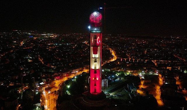 Atatürk Ankara Cumhuriyet Kulesi'nde 100. Yıla özel muhteşem ışıklandırma