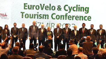 Avrupa'nın bisikletçileri İzmir'de