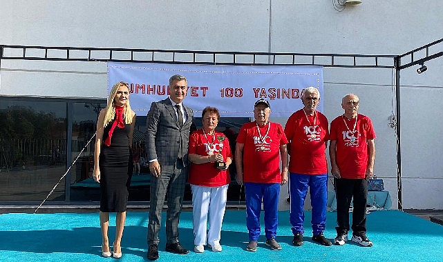 Büyükşehir'in çınarları 100'üncü yıl kupasını kazandı