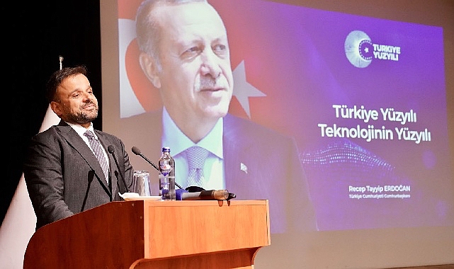 Dr. Koç, “Türkiye Olarak Dijital Teknolojiyi Sadece Tüketen Değil Üreten Olacağız"