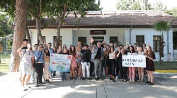 Erasmuslu öğrencilerden İnovasyon Merkezi'ne ziyaret