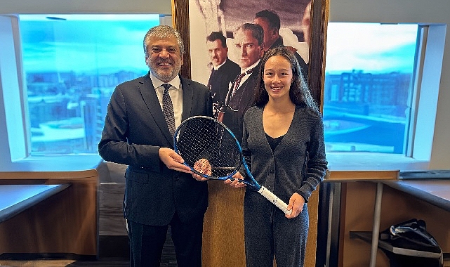 Globelink Ünimar, Başarılı Milli Tenisçi Zeynep Sönmez'e Sponsor Oldu