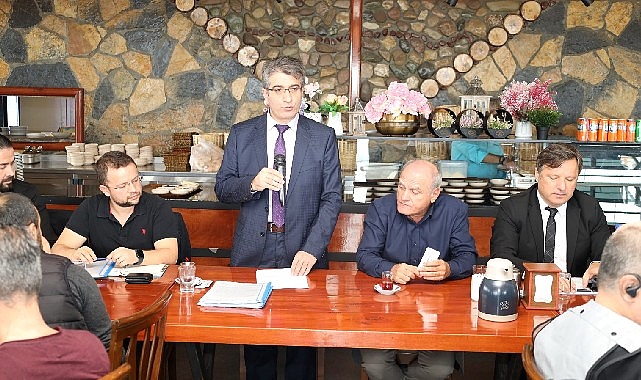 Kocaeli Büyükşehir Belediyesi'nin ekim ayı imar toplantısı Karamürsel ilçesinde yapıldı