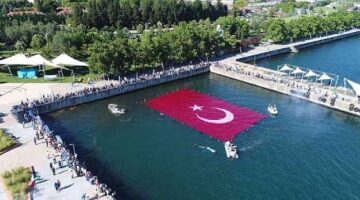 Kocaeli “Türkiye Yüzyılına Koşuyor"