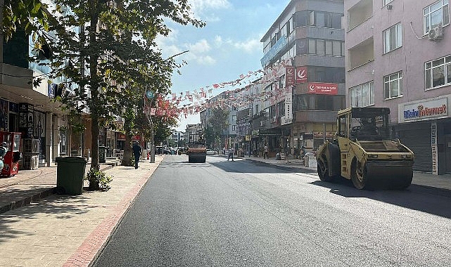 Körfez Adnan Kahveci Caddesi ve Atatürk Bulvarı Asfaltlanıyor