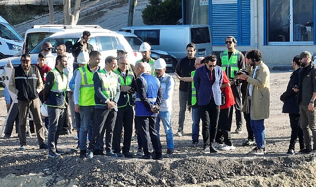 Başkan Soyer Buca Onat Tüneli ve bağlantı yolunu inceledi  “İzmir'in 100 yılını kurtaracak bir eser"