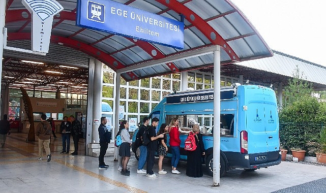 İzmir'de üniversite öğrencilerine “Günaydın Çorbası"