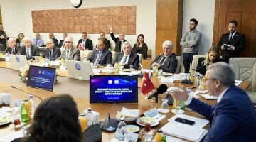 Rektör Budak'ın başkanlığında “Ziraat, Orman ve Su Ürünleri Eğitim Konseyi Toplantısı" yapıldı