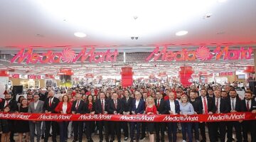 Türkiye'nin ilk Tech Arena konsept mağazası  Marmara Park AVM'de açıldı   