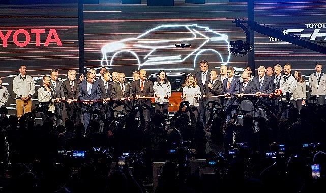 Türkiye'nin Otomotiv Geleceği Yeniden Şekilleniyor: Yeni Toyota C-HR Üretimi Başladı!