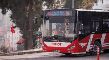 Ata'nın sözleri İzmir'de otobüsleri süsledi