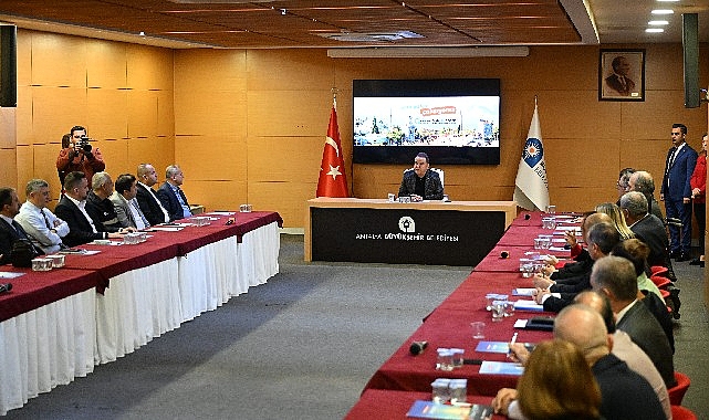 Başkan Böcek 2023'ün son koordinasyon toplantısını gerçekleşirdi