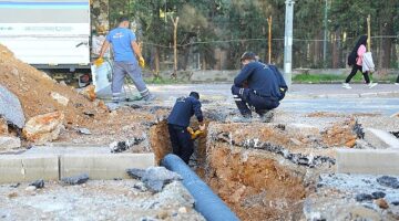 Büyükşehir Belediyesi Namık  Kemal Bulvarı asfaltını yeniliyor