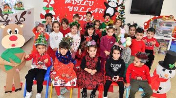Çukurova'da miniklerin yeni yıl kutlaması