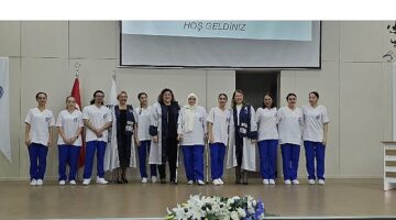 Ege Üniversitesi Hemşirelik Fakültesinde “II. Üniforma Giyme Töreni"