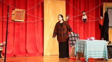 “Filistin hakkında konuşmalıyız” adlı tiyatro oyunu sahnelendi