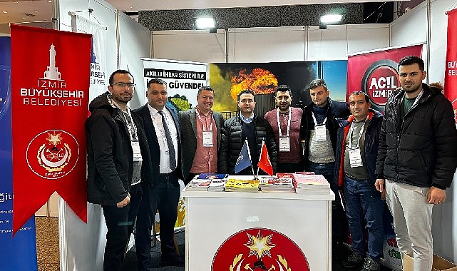 İzmir İtfaiyesi'nden uzman isimler Uluslararası Yangın Güvenliği Sempozyumu'na katıldı