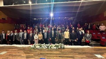 Karşıyaka Evrensel Çocuk Merkezi'ne &apos;İzmir'in Enleri' ödülü