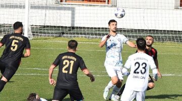 Nilüfer Belediye FSK 2023'ü 5 gollü galibiyetle kapattı