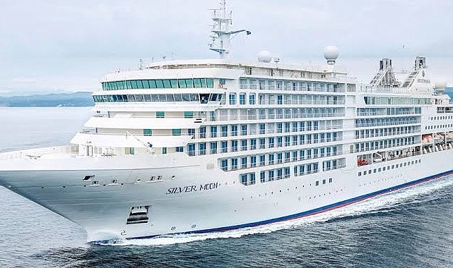 QTerminals Antalya Limanı, lüks yolcu gemisi Silver Moon'u ağırladı