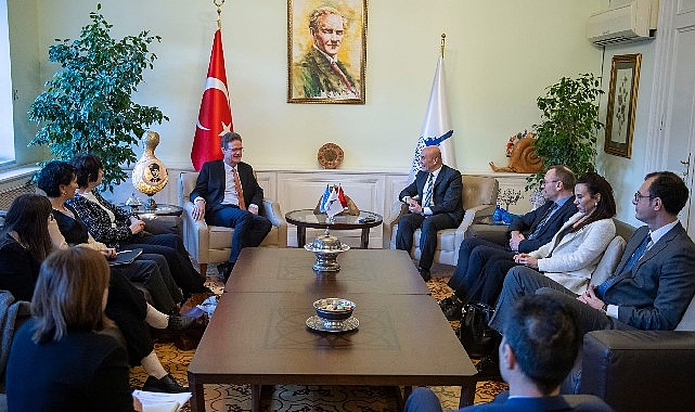 Avrupa Birliği Türkiye Delegasyonu Başkanı Meyer-Landrut'tan Başkan Soyer'e ziyaret