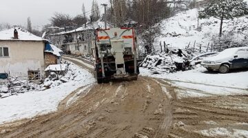 İzmir Büyükşehir Belediyesi ekipleri kar teyakkuzunda