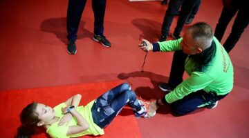 Karşıyaka'da Sportif Yetenek Ölçüm ve Spora Yönlendirme Merkezi yoğun ilgi görüyor
