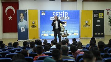Konya Büyükşehir Belediyesi'nin İlçelerdeki Şehir Konferansları Devam Ediyor