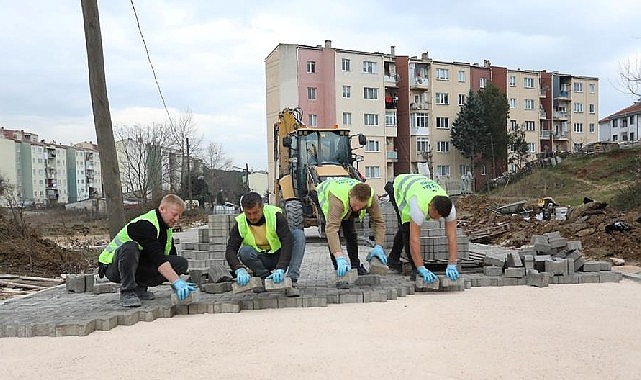 Yeniceköy'de 15 Sokakta Kaplama Çalışması Sürüyor