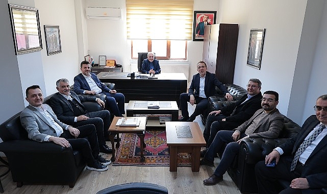 AK Parti Nevşehir Belediye Başkan Adayı Dr.Mehmet Savran, “İlk günkü aşk ile hizmet sevdamızı vatandaşlarımızın desteği, güveni ve dualarıyla sürdürüyoruz" dedi