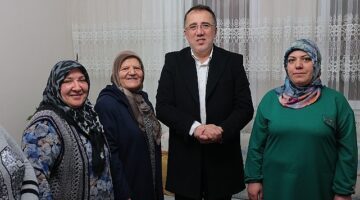AK Parti Nevşehir Belediye Başkan Adayı Dr. Mehmet Savran, “Şehrimize olan sevdamızı, dün olduğu gibi yarında çalışarak göstereceğiz." dedi