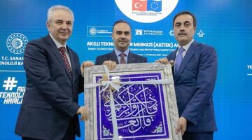 Akitek'in Açılışı, T.C. Sanayi ve Teknoloji Bakanı Fatih Mehmet Kacır'ın Katılımı İle Gerçekleşti