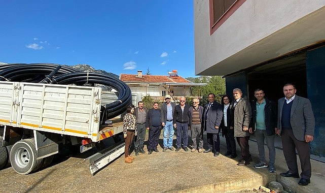 Antalya Büyükşehir Belediyesi'nin çiftçiye yönelik destekleri sürüyor