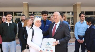 DEÜ'de Erasmus+ Hareketliliği: Öğrenciler İzmir'e Geldi