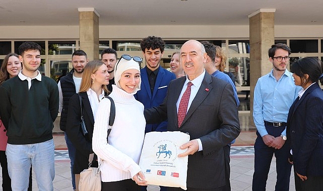 DEÜ'de Erasmus+ Hareketliliği: Öğrenciler İzmir'e Geldi