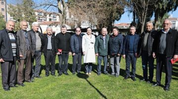 Efes Selçuk Belediye Başkanı Filiz Ceritoğlu Sengel çalışma döneminde kendisine eşlik eden muhtarlarla bir araya geldi