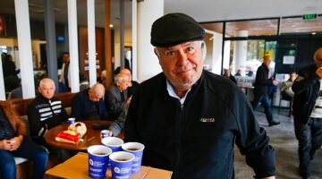 Emeklilerin vazgeçilmezi Emekliler Kahvesi