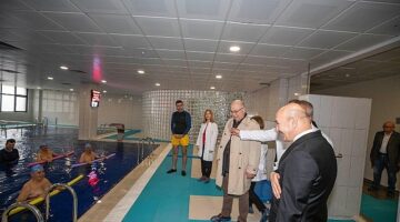 Eşrefpaşa Hastanesi Buca Polikliniği'nde fizik tedavi ve rehabilitasyon merkezi hizmete açıldı