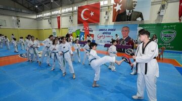Gaziemir'in taekwondocularından kuşak mücadelesi