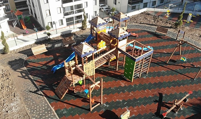 Hisartepe Mahallesi'nde çocuklar yeni parklarına kavuştu