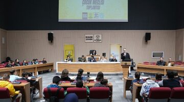Konya Büyükşehir Çocuk Meclisi'nde Proje Yarışması Tanıtım Toplantısı Yapıldı