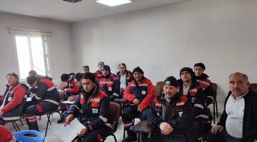 Nevşehir Belediyesi bünyesinde çalışan personeller, iş güvenliği konusunda bilgilendirilerek sağlık taramasından geçirildi