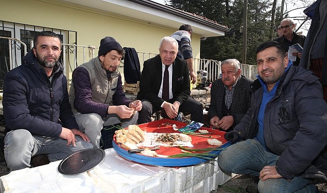 Pazarcılar öğle yemeğini Şadi Özdemir ile paylaştı